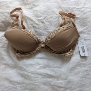 NWT Natori Feathers Contour Plunge Bra